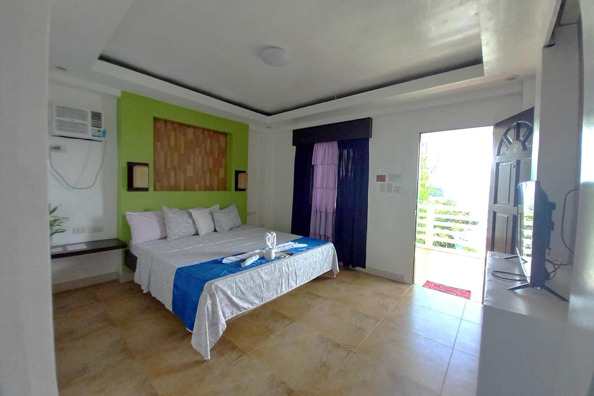 Bellevue Resort Puerto Galera Exterior foto